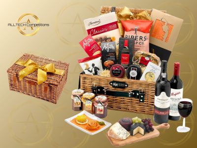 PICNIC HAMPER